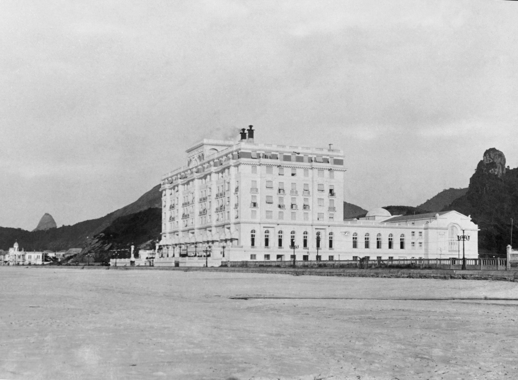 Copacabana_Palace_1923_By_unknown